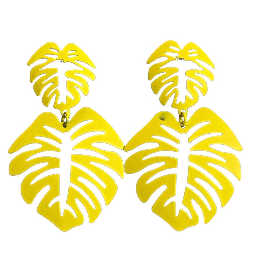 BUY 2 get 1 FREE. Fashion Earrings.